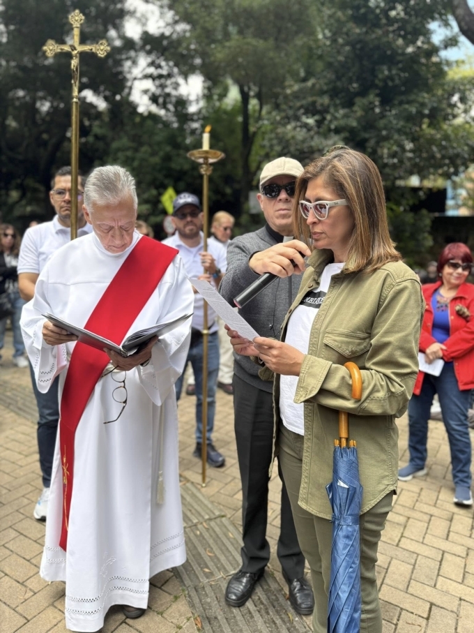 VIACRUCIS